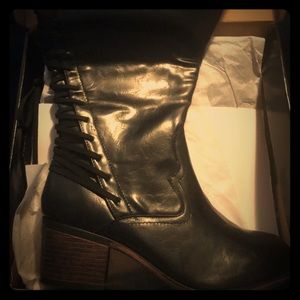 New Torrid Boots - size 11